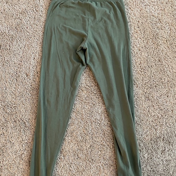 Olive Green Leggings - Picture 2 of 4